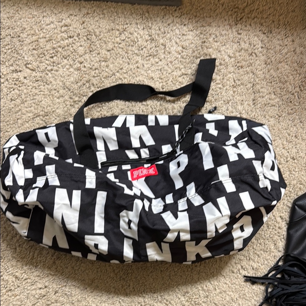 PINK Victoria's Secret Black and White Duffle Bag